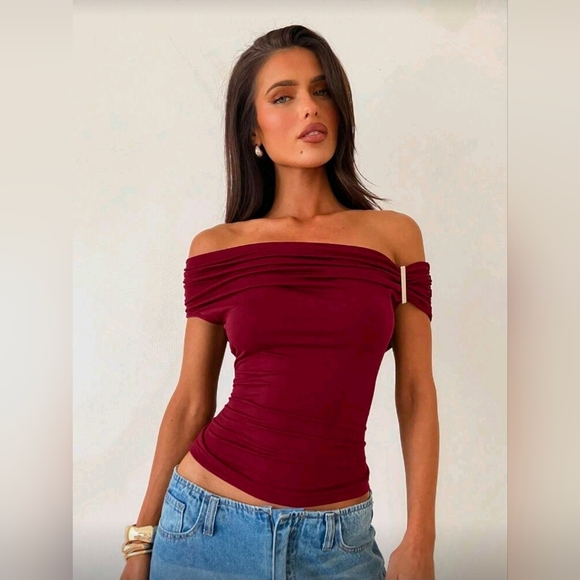 SHEIN Tops - Aloruh Solid Color Pleated Fitted Off Shoulder Elegant Top